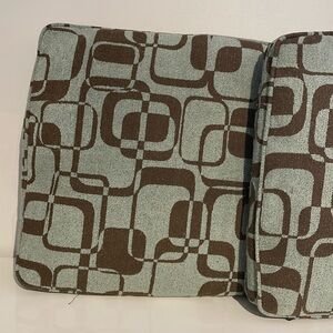 EUC Set of 2 Geometric Patterned Boucle Fabric Square Cushions